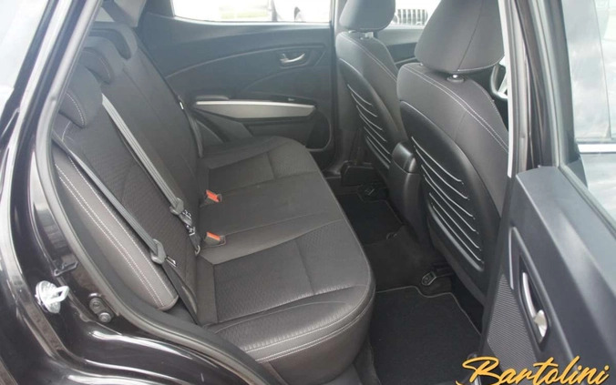 SsangYong Tivoli cena 35900 przebieg: 116000, rok produkcji 2016 z Żywiec małe 92